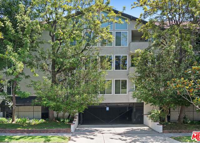 Property at 10800 Holman Ave #206, Los Angeles, CA 90024, 1 bed, 2 baths