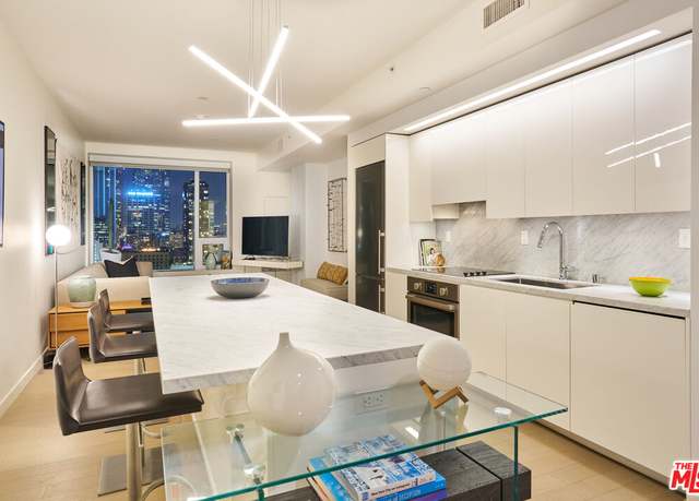 Property at 1050 S Grand Ave #1908, Los Angeles, CA 90015, 1 bed, 1 bath