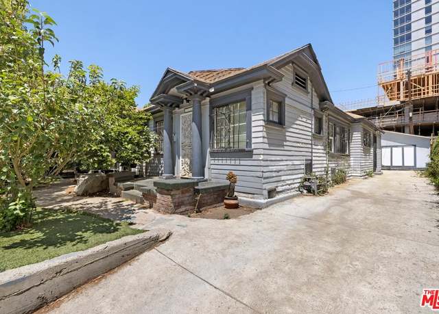 Property at 1516 La Baig Ave, Los Angeles, CA 90028, 2 beds, 2 baths
