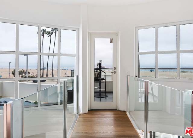 Property at 270 Palisades Beach Rd #203, Santa Monica, CA 90402, 3 beds, 3.5 baths