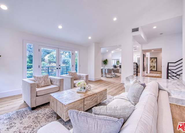 Property at 3614 Camino De La Cumbre, Sherman Oaks, CA 91423, 5 beds, 5 baths