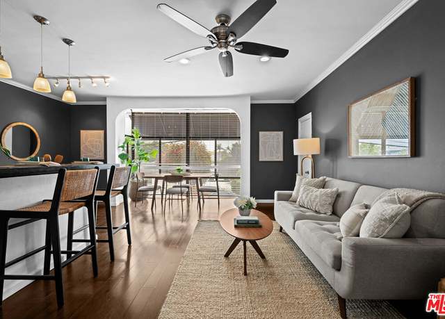 Property at 697 Bay St, Santa Monica, CA 90405, 2 beds, 1.5 baths
