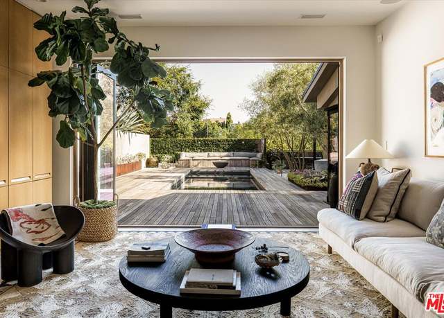 Property at 8466 Brier Dr, Los Angeles, CA 90046, 3 beds, 4 baths