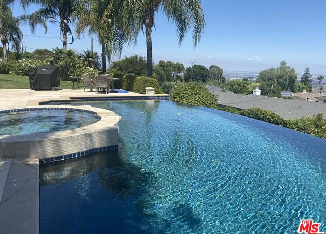 Property at 6 Toprail Ln, Rancho Palos Verdes, CA 90275, 5 beds, 4 baths