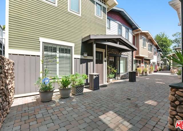 Property at 2020 Holly Dr #9, Los Angeles, CA 90068, 3 beds, 3 baths