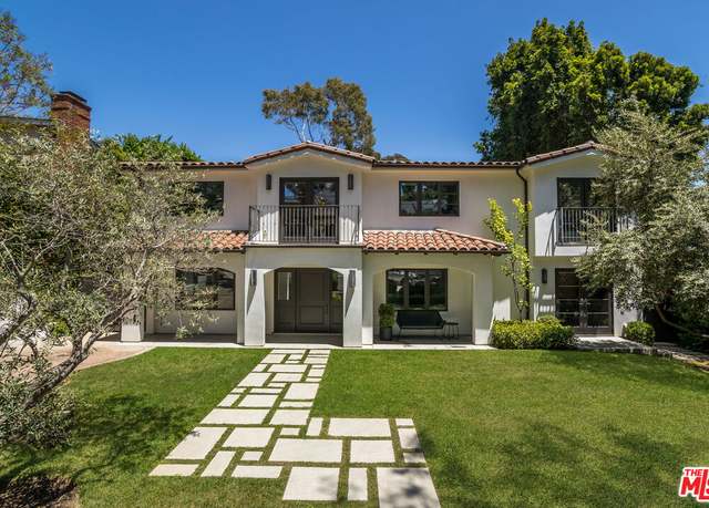 Property at 126 Greenfield Ave, Los Angeles, CA 90049, 5 beds, 5.5 baths