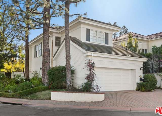 Property at 12320 Ridge Cir, Los Angeles, CA 90049, 3 beds, 3.5 baths
