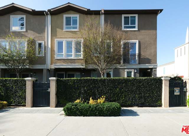 Property at 14661 Sherman Way, Van Nuys, CA 91405, 3 beds, 3 baths