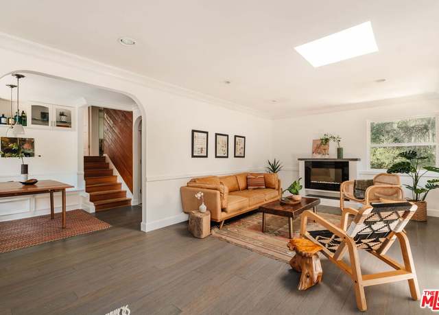 Property at 20973 Hillside Dr, Topanga, CA 90290, 4 beds, 2 baths
