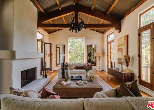Property at 463 N Greencraig Rd, Los Angeles, CA 90049, 5 beds, 6 baths