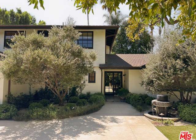 Property at 14804 Greenleaf St, Sherman Oaks, CA 91403, 4 beds, 3.5 baths