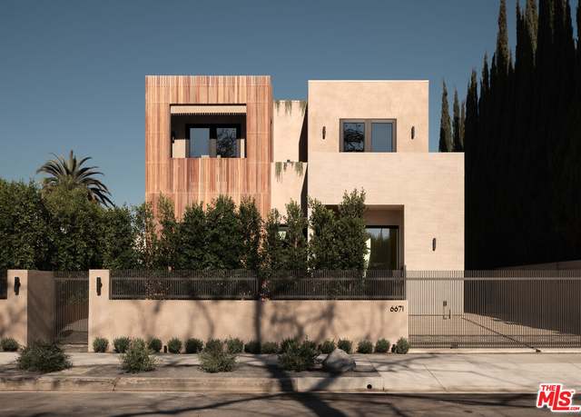 Property at 6671 Colgate Ave, Los Angeles, CA 90048, 4 beds, 4.5 baths