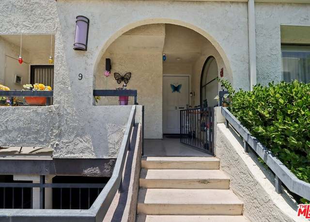 Property at 21620 Burbank Blvd #9, Woodland Hills, CA 91367, 3 beds, 2.5 baths