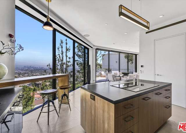 Property at 8526 Hollywood Blvd, Los Angeles, CA 90069, 4 beds, 5 baths