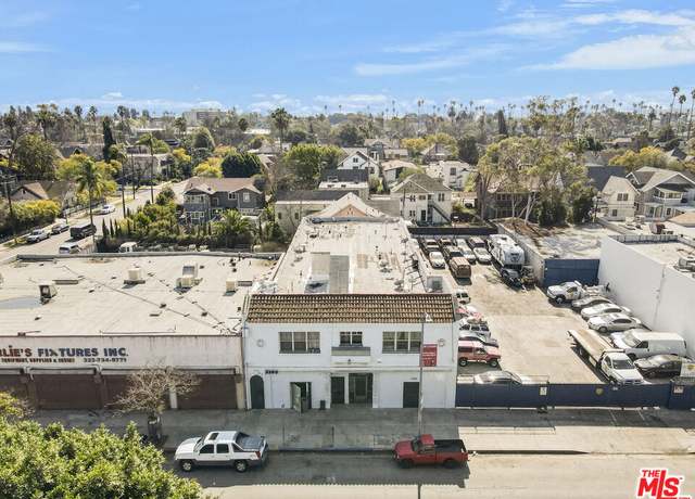 Property at 2360 W Washington Blvd, Los Angeles, CA 90018, 16 beds, 17 baths