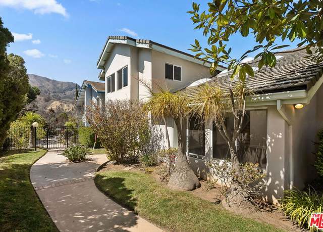 Property at 1411 Avenida De Cortez, Pacific Palisades, CA 90272, 4 beds, 3.5 baths