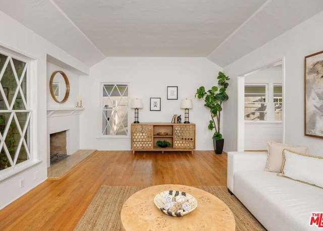 Property at 4311 Greenbush Ave, Sherman Oaks, CA 91423, 3 beds, 2 baths