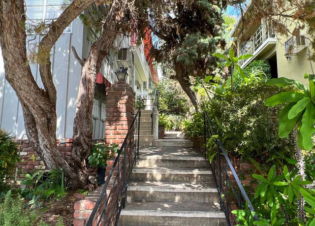 Photo of 4507 Finley Ave #6, Los Angeles, CA 90027