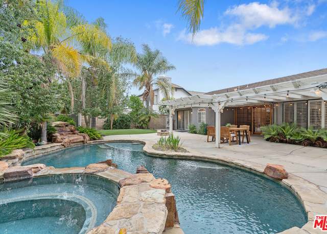 Property at 25850 Via Candice, Valencia, CA 91355, 4 beds, 2 baths