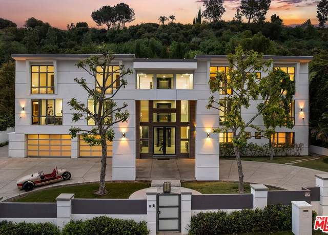 Property at 4230 Valley Meadow Rd, Encino, CA 91436, 10 beds, 10 baths