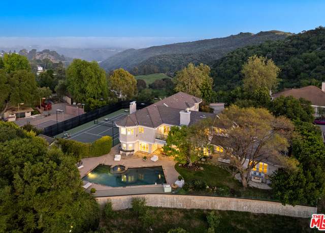 Property at 3123 Stone Oak Dr, Los Angeles, CA 90049, 5 beds, 6 baths