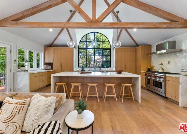 Property at 3701 Longridge Ave, Sherman Oaks, CA 91423, 6 beds, 8 baths
