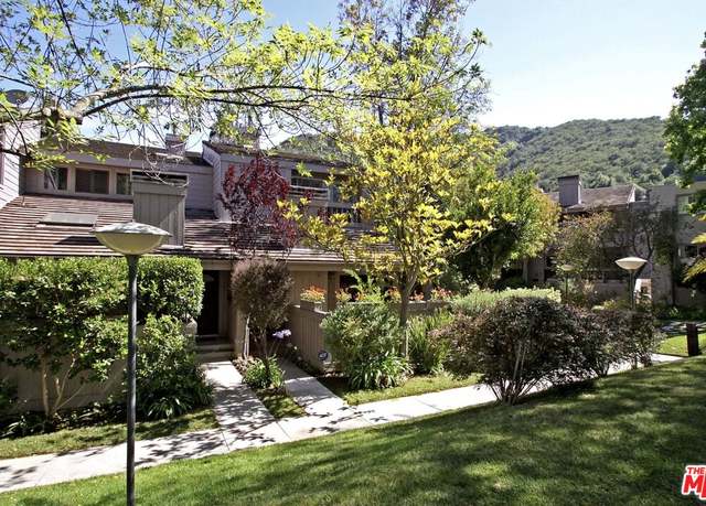 Property at 1309 Palisades Dr, Pacific Palisades, CA 90272