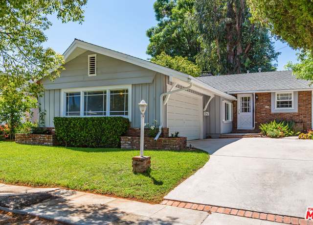 Property at 21924 Buena Ventura St, Woodland Hills, CA 91364, 3 beds, 2 baths