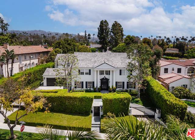 Property at 814 N Whittier Dr, Beverly Hills, CA 90210, 5 beds, 7.5 baths