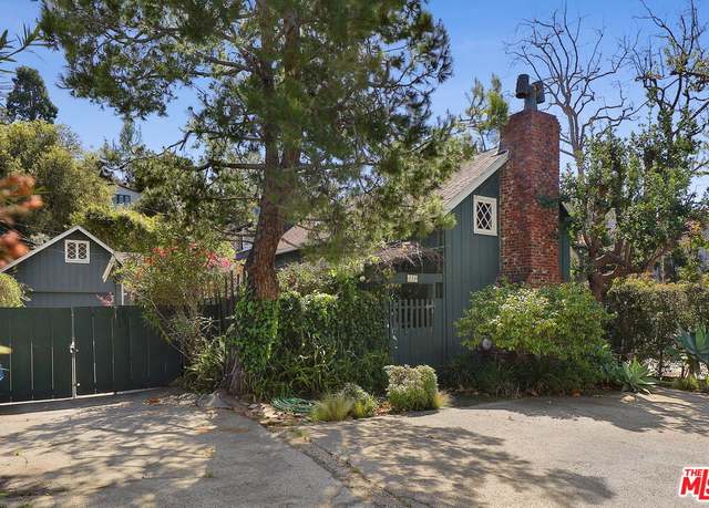 Property at 350 Entrada Dr, Santa Monica, CA 90402, 2 beds, 1 bath