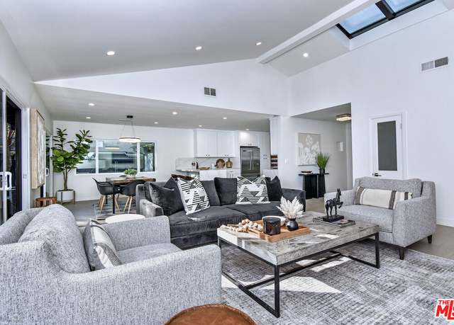 Property at 4512 Libbit Ave, Encino, CA 91436, 4 beds, 5 baths