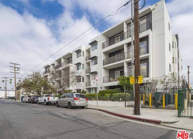 Property at 3061 W 12th Pl #202, Los Angeles, CA 90006, 2 beds, 2 baths
