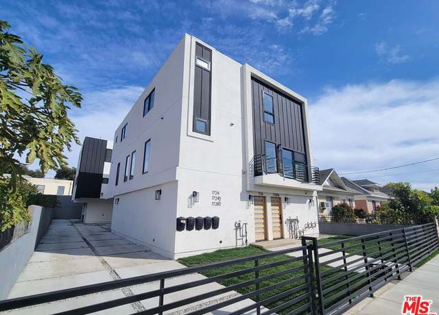 Property at 1724 Menlo Ave, Los Angeles, CA 90006, 15 beds, 15 baths
