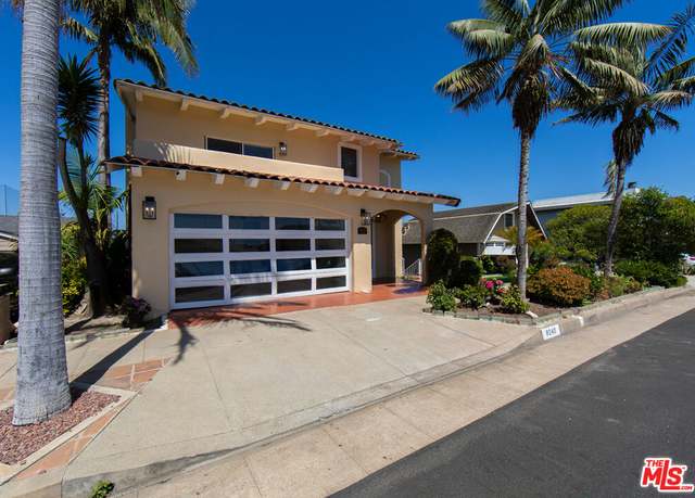 Property at 8140 Calabar Ave, Playa Del Rey, CA 90293, 4 beds, 3 baths