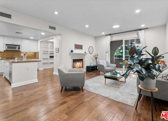 Property at 12975 Agustin Pl #140, Playa Vista, CA 90094, 2 beds, 2.5 baths