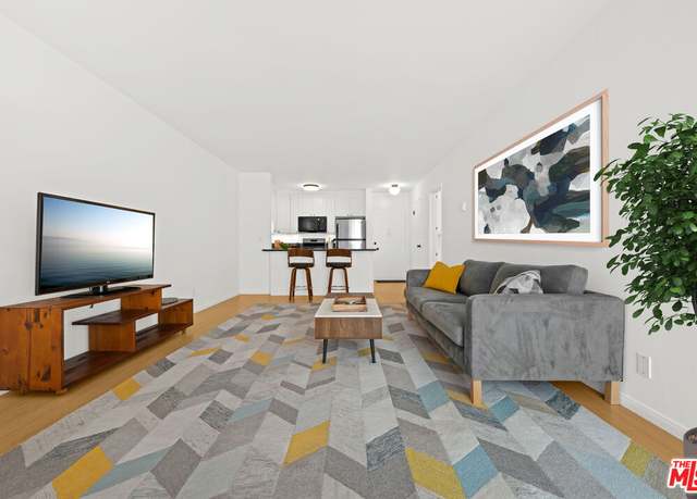 Property at 425 S Kenmore Ave #312, Los Angeles, CA 90020, 1 bed, 1 bath