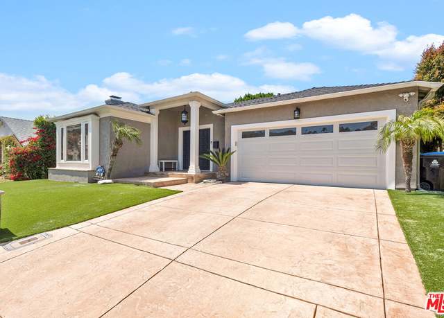 Property at 3733 Willowcrest Ave, Studio City, CA 91604, 3 beds, 2.5 baths
