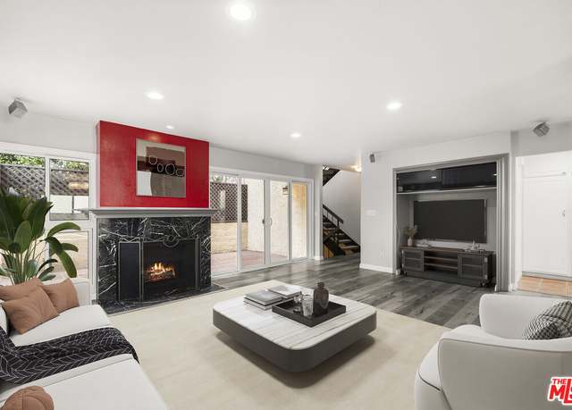 Property at 5245 Coldwater Canyon Ave Unit J, Sherman Oaks, CA 91401, 2 beds, 3 baths