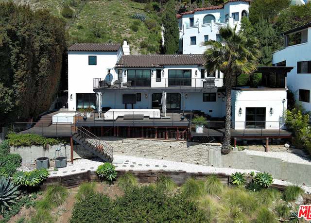 Property at 7874 Fareholm Dr, Los Angeles, CA 90046, 3 beds, 3.5 baths
