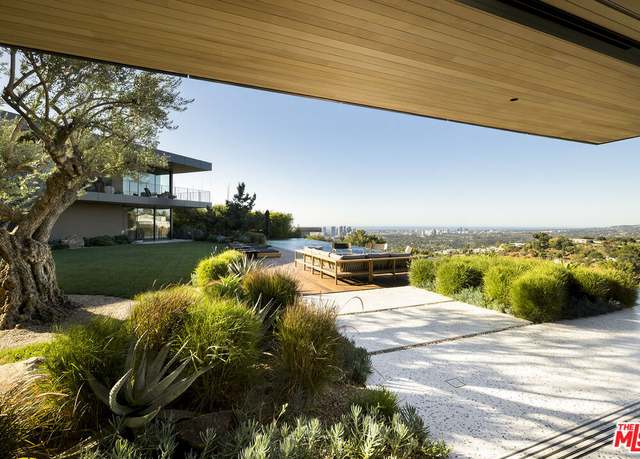 Property at 1535 Blue Jay Way, Los Angeles, CA 90069, 6 beds, 6.5 baths