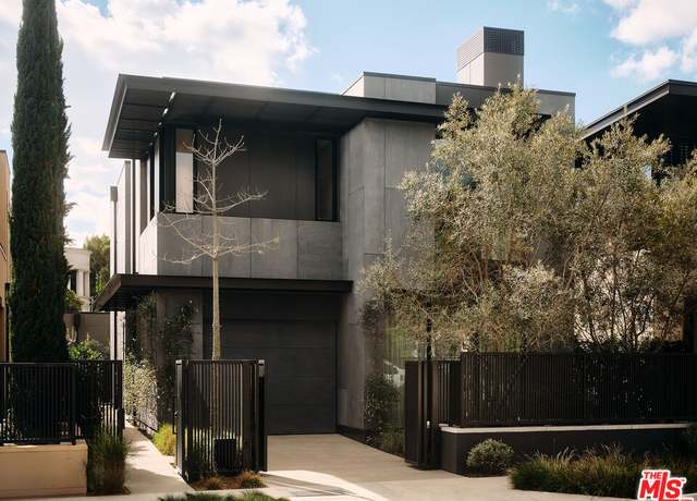 Property at 8910 Rosewood Ave, West Hollywood, CA 90048, 4 beds, 4.5 baths