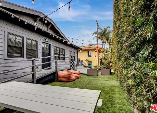 Property at 605 Indiana Ave, Venice, CA 90291, 7 beds, 6 baths