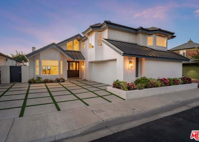 Property at 1915 Yacht Truant, Newport Beach, CA 92660, 4 beds, 3 baths