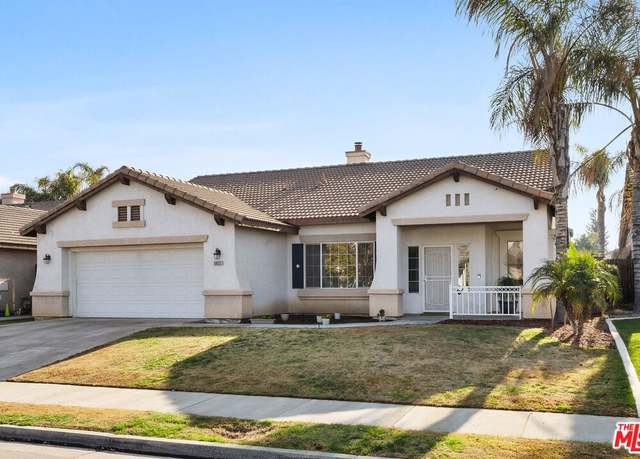Property at 10131 Seven Falls Ave, Bakersfield, CA 93312, 4 beds, 2 baths