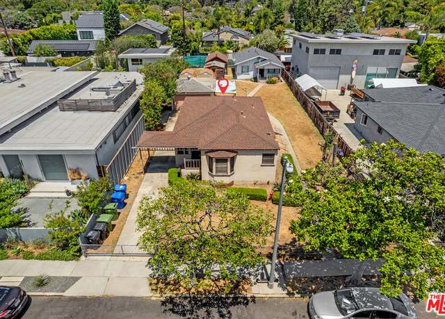 Property at 1325 Appleton Way, Venice, CA 90291, 6 beds, 2 baths