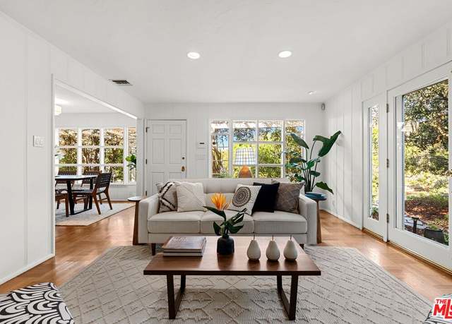 Property at 2666 La Cuesta Dr, Los Angeles, CA 90046, 2 beds, 1 bath
