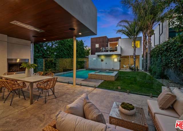 Property at 714 California Ave, Venice, CA 90291, 4 beds, 4.5 baths