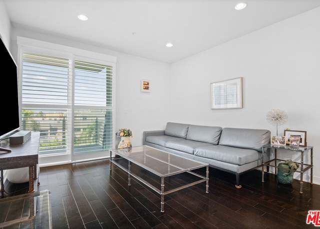 Property at 436 S Virgil Ave #501, Los Angeles, CA 90020, 2 beds, 2 baths