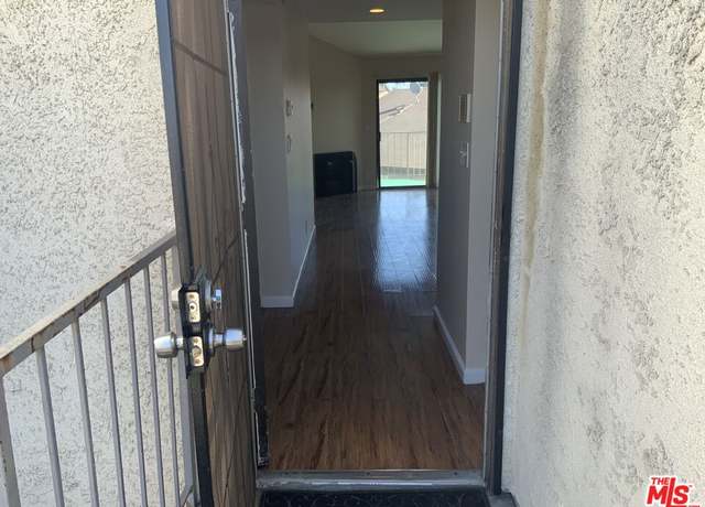 Property at 620 W Hyde Park Blvd #309, Inglewood, CA 90302, 2 beds, 2 baths
