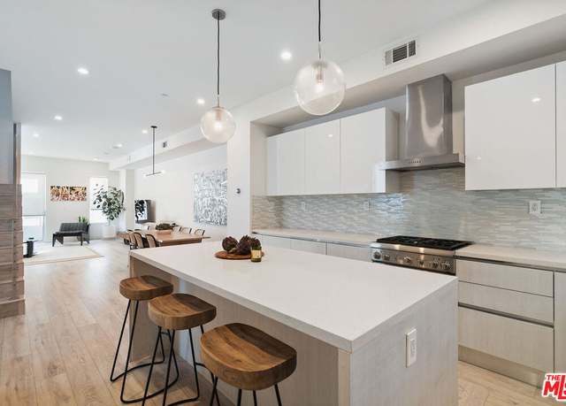 Property at 1752 Stoner Ave, Los Angeles, CA 90025, 3 beds, 3.5 baths